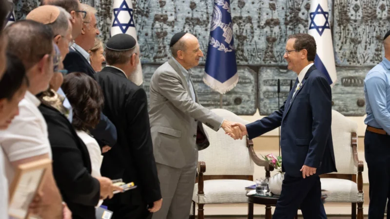 herzog with alan sacks and liheyot yeudi