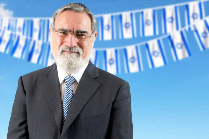 Rabbi Sacks Israel yom haatzmaut flags 2 800x533 1